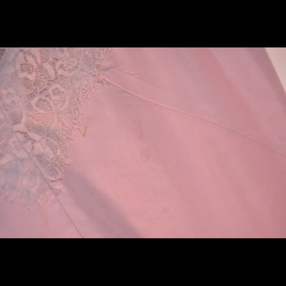 Cato tank with lace detailing - Picture 5 of 5